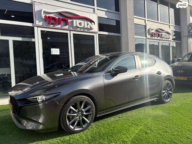 מודעת רכב מאזדה 3