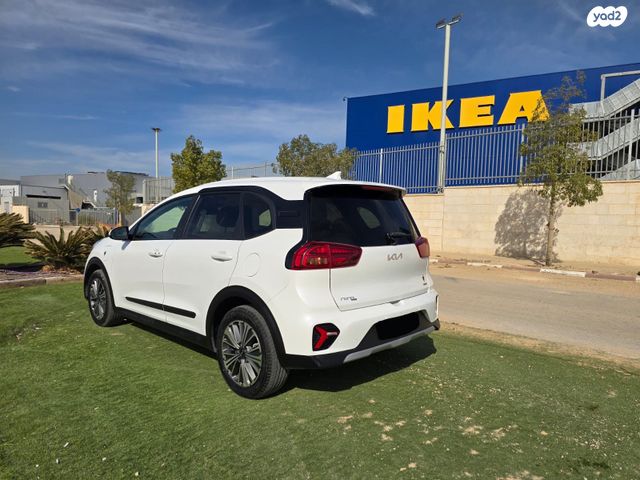 קיה נירו פלוס