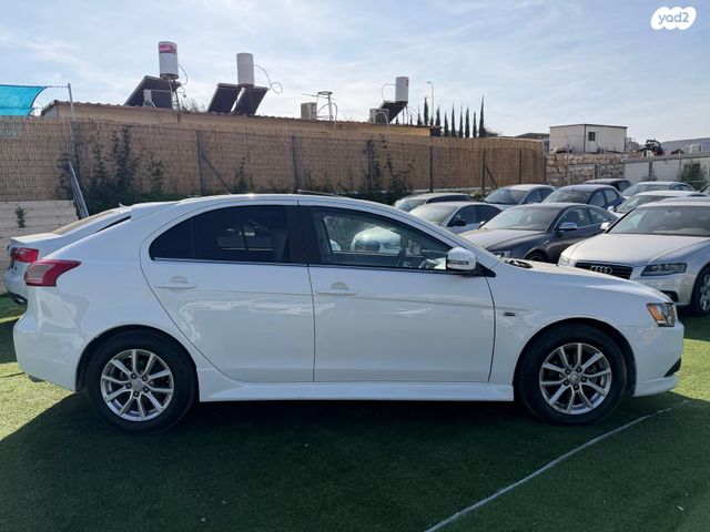 מודעת רכב מיצובישי לנסר