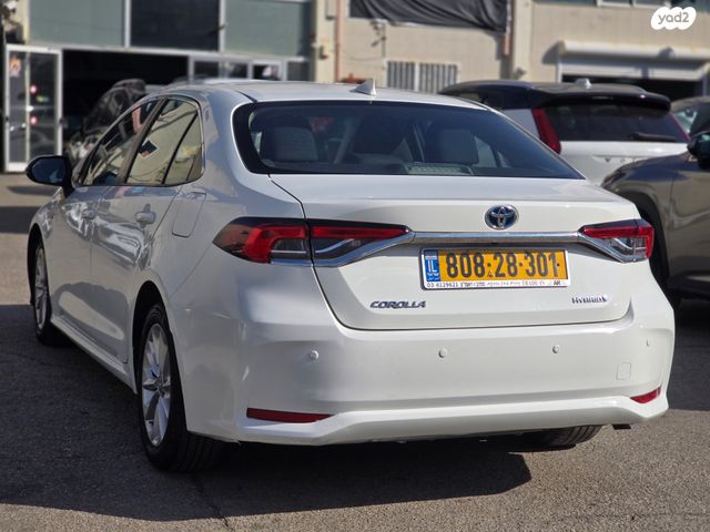 טויוטה קורולה