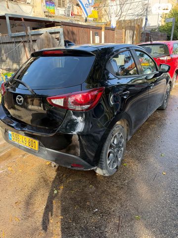 מודעת רכב מאזדה 2