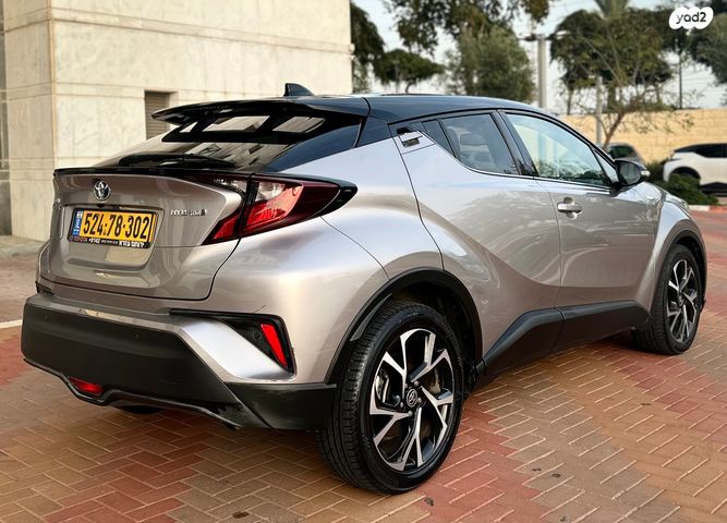 טויוטה C-HR