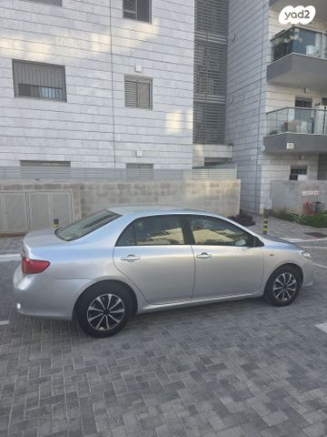 טויוטה קורולה