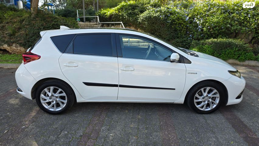 טויוטה אוריס