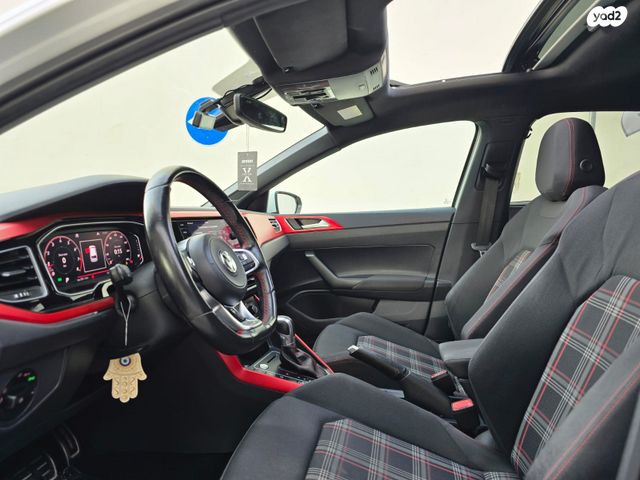 פולקסווגן פולו 