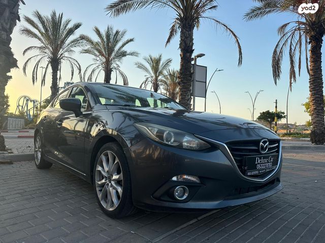 מאזדה 3