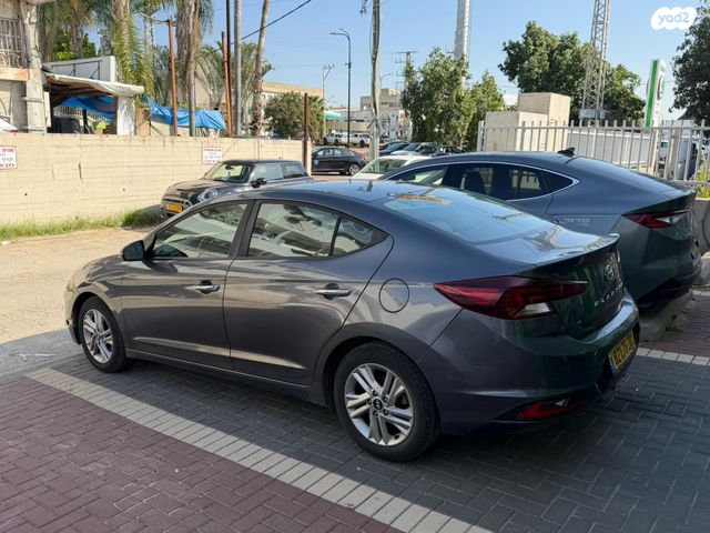 מודעת רכב יונדאי אלנטרה