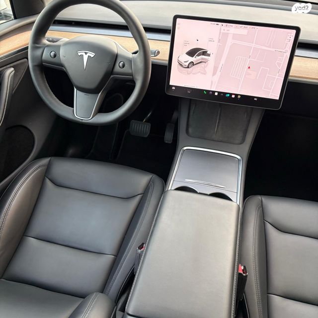 טסלה מודל Y