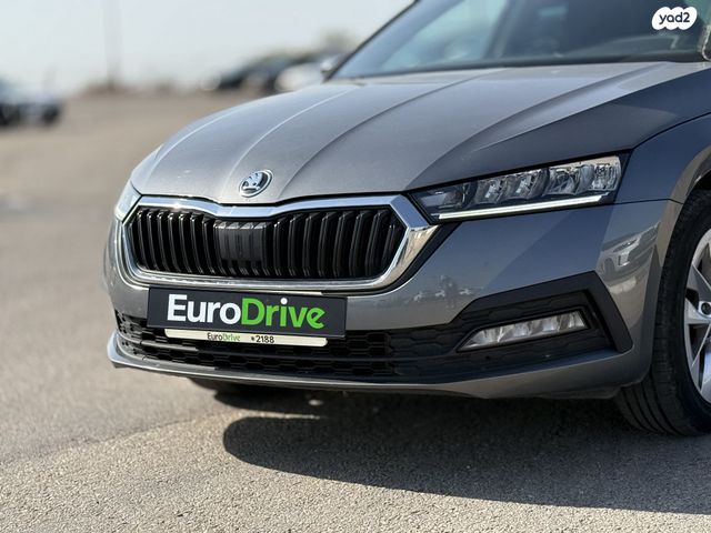 סקודה אוקטביה 