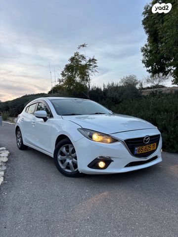 מאזדה 3