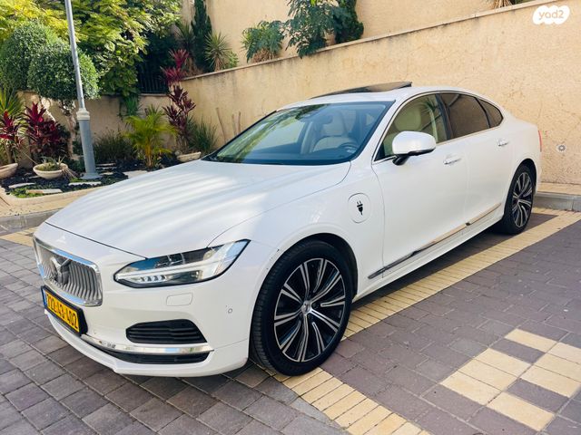 וולוו S90