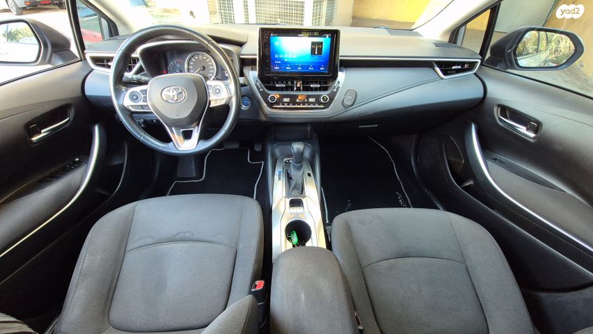 טויוטה קורולה