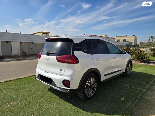 קיה נירו פלוס