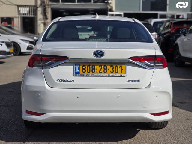 מודעת רכב טויוטה קורולה