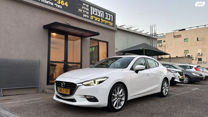 מודעת רכב מאזדה 3