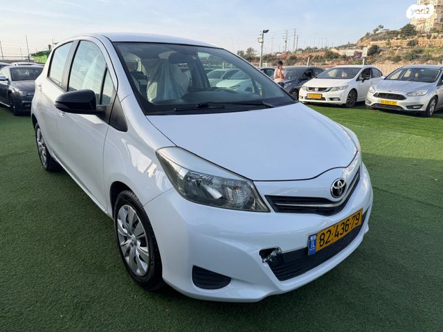 טויוטה יאריס