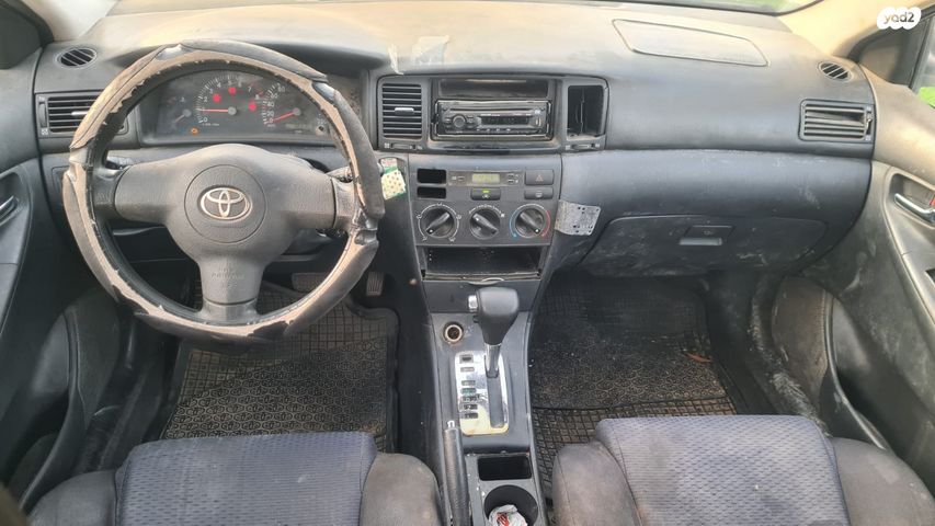 טויוטה קורולה