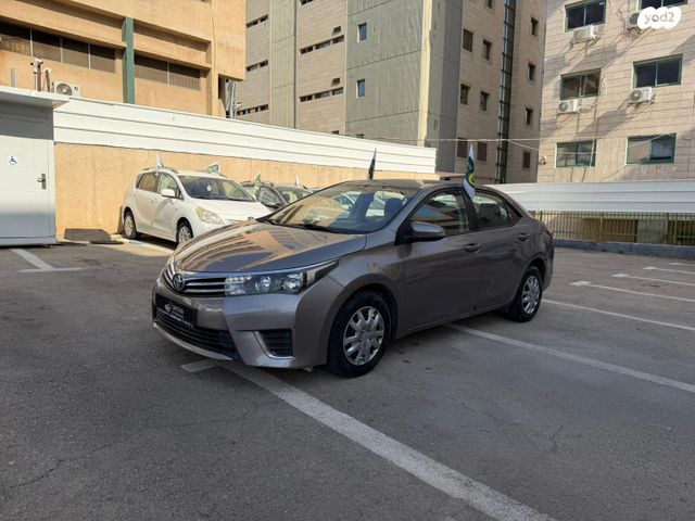 טויוטה קורולה