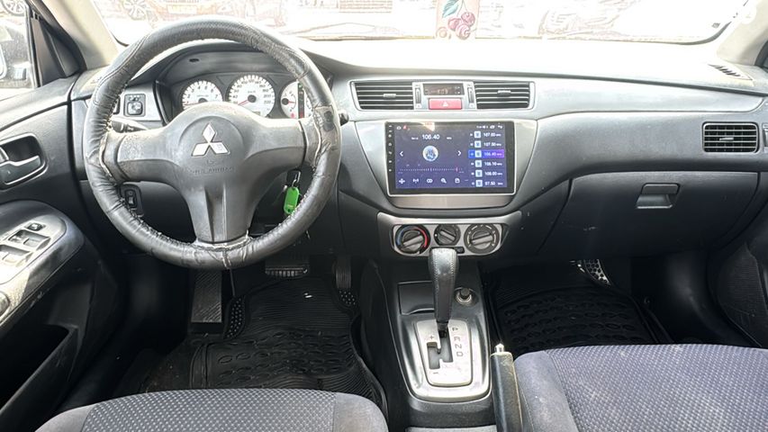 מיצובישי לנסר