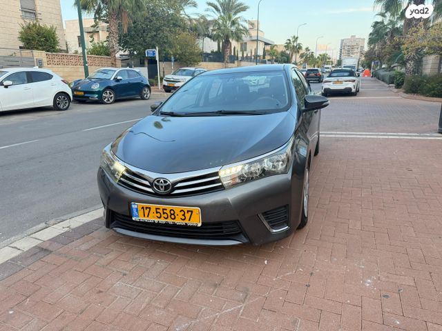 מודעת רכב טויוטה קורולה