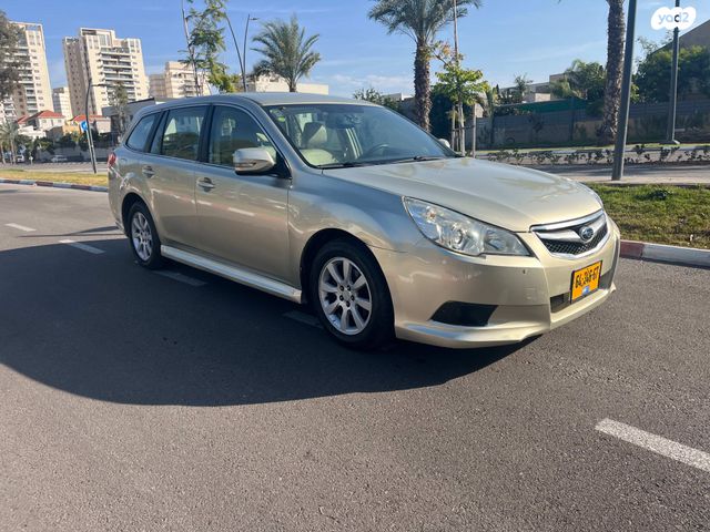 סובארו B4/לגאסי