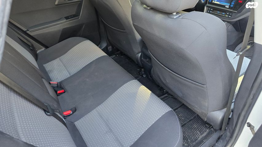 טויוטה אוריס