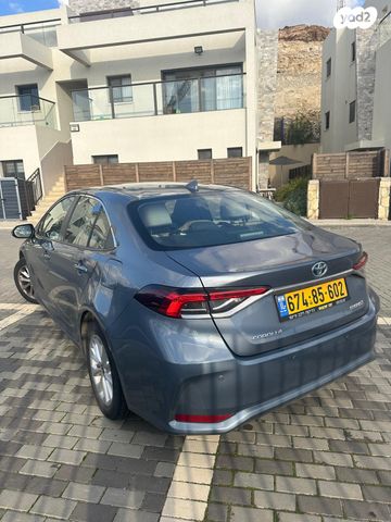 טויוטה קורולה