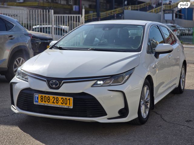 מודעת רכב טויוטה קורולה