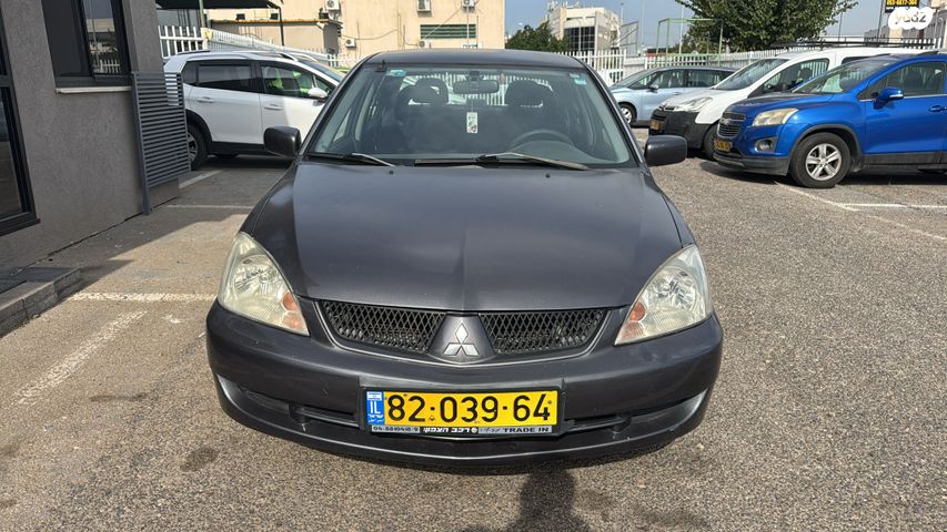 מיצובישי לנסר