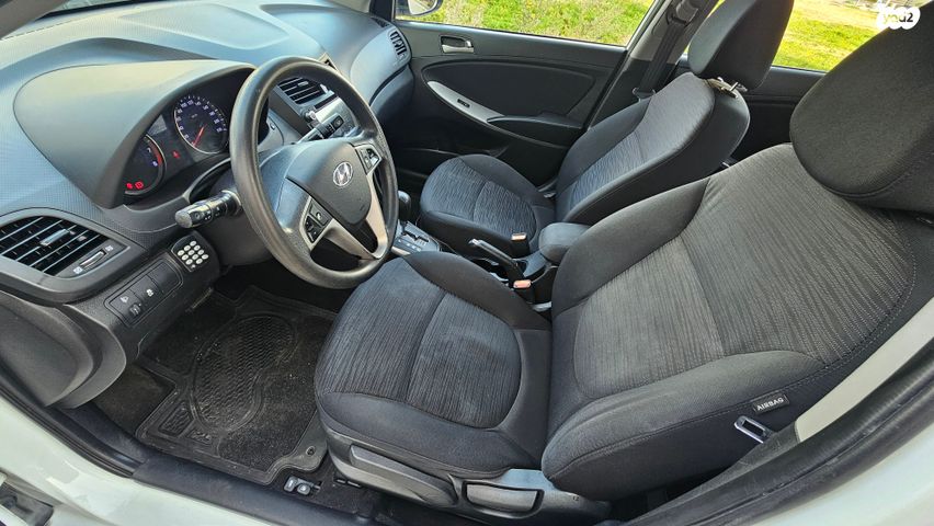 יונדאי אקסנט i25