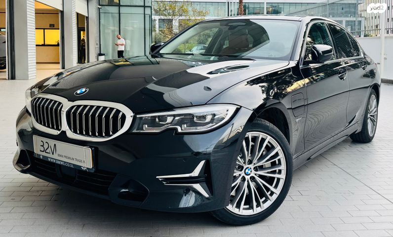 מודעת רכב ב מ וו סדרה 3