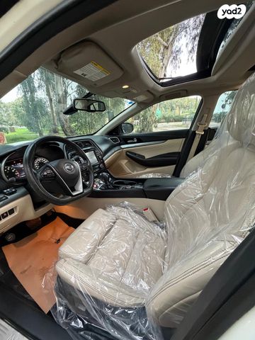 ניסאן מקסימה