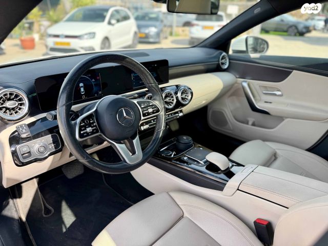 מרצדס-בנץ CLA