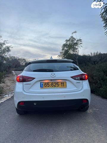 מאזדה 3