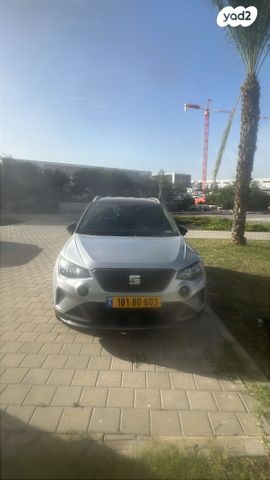 מודעת רכב סיאט ארונה