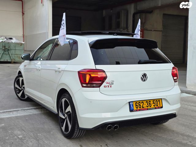 פולקסווגן פולו 