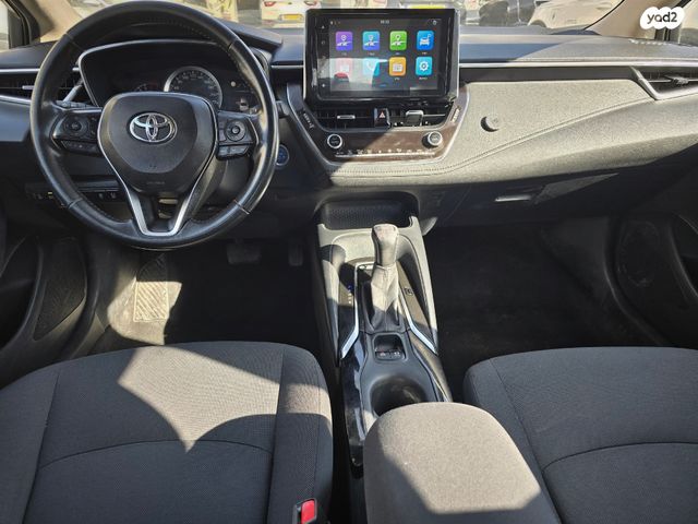 טויוטה קורולה