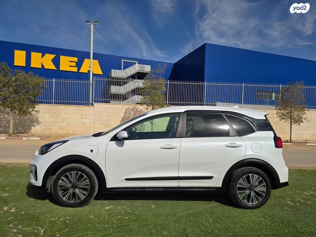 קיה נירו פלוס