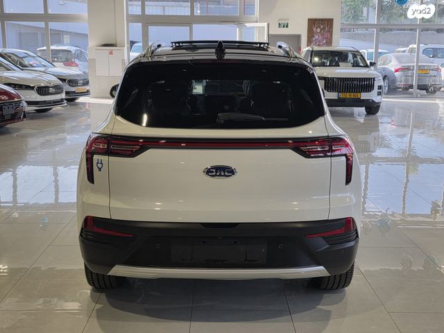 ג׳יי.איי.סי E-JS4