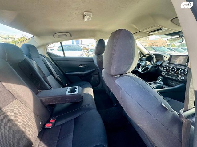 ניסאן סנטרה