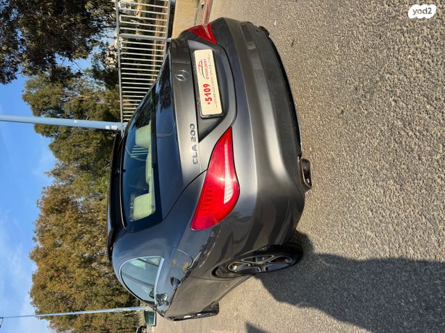 מרצדס-בנץ CLA