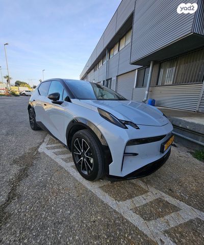 מודעת רכב זיקר X 2