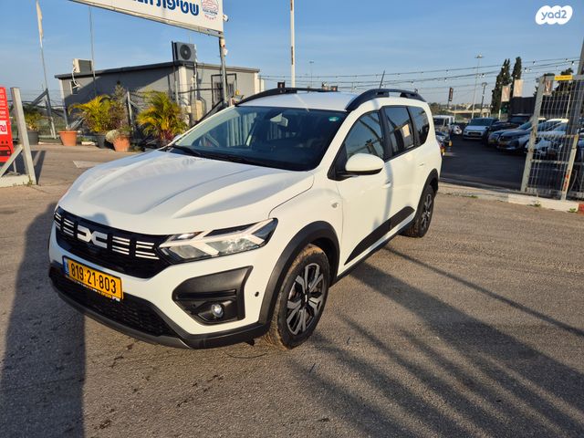 מודעת רכב דאצ'יה ג׳וגר