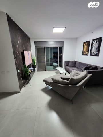 הנרייטה סאלד 10