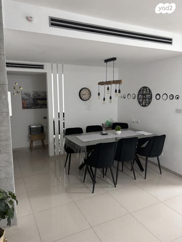 גדעון האוזנר 32