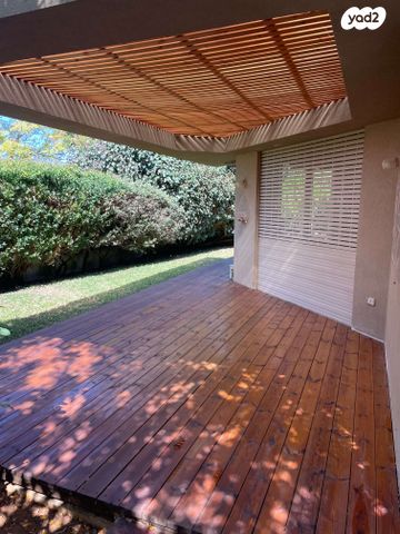 בית פרטי/ קוטג', סמטת השיבולת 1, כפר ורבורג, כפר ורבורג