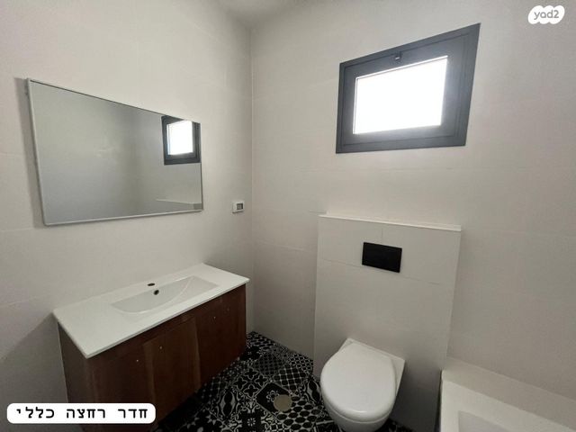 דירת גן, ענבר 89, נעלה, נעלה