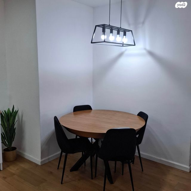 דירה, שדרות האלונים 3, פארק המושבה, באר יעקב