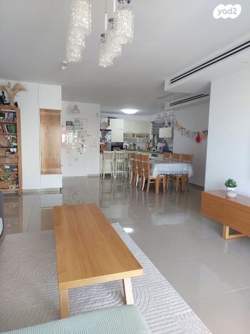 דירה, הרב יחיא ערוסי 3, גבעת ציון, אשקלון