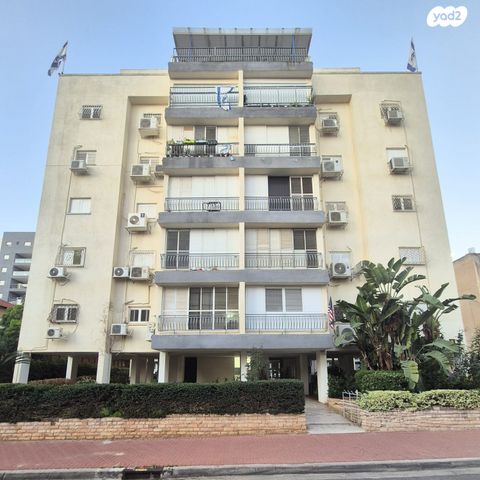 דירה, אמיר בנימיני 6, עין גנים, פתח תקווה